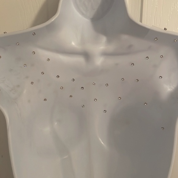 Bridal cape with Swarovski crystals - Picture 10 of 15